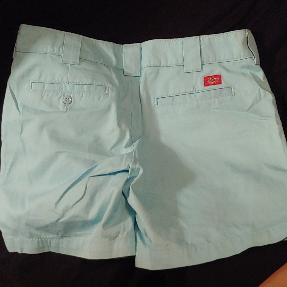 Dickies Women's Sky Blue Boyfriend Cotton Twill Shorts - Size 6 (NWOT)